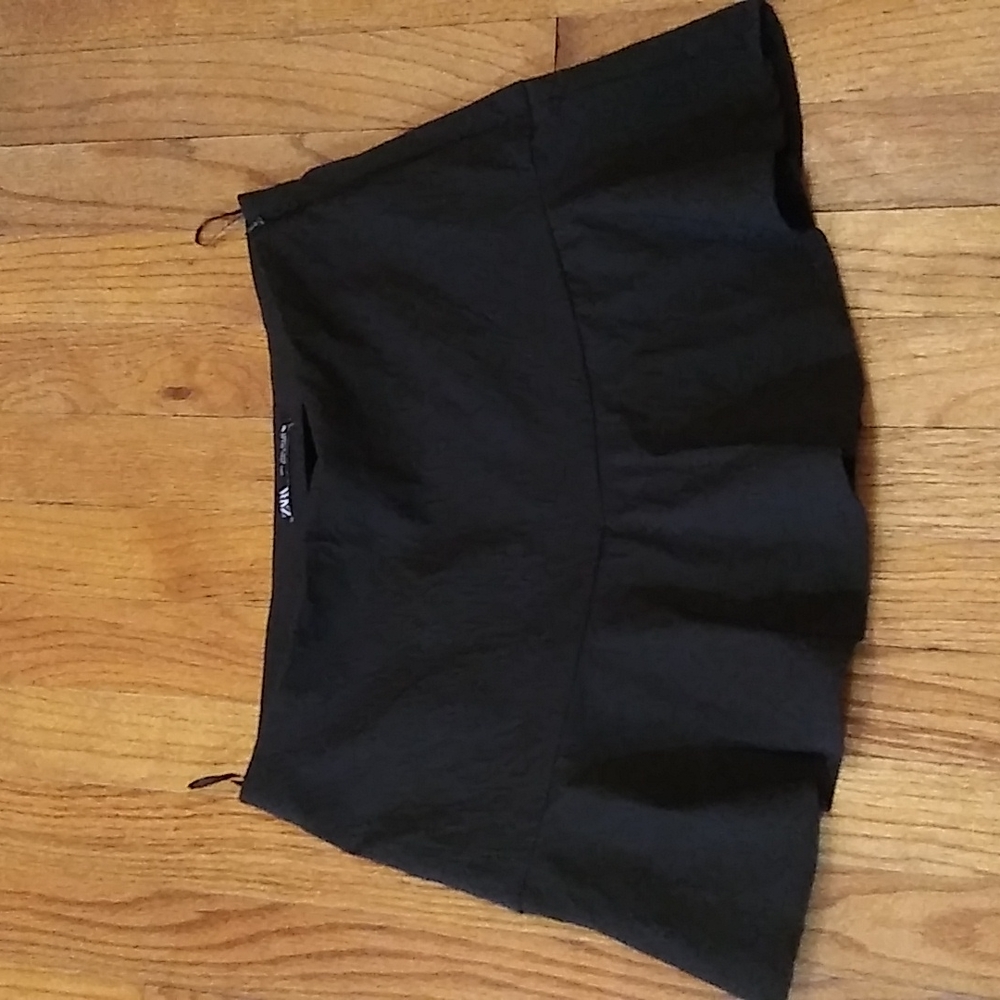 Zara Black mini Ruffle skort.